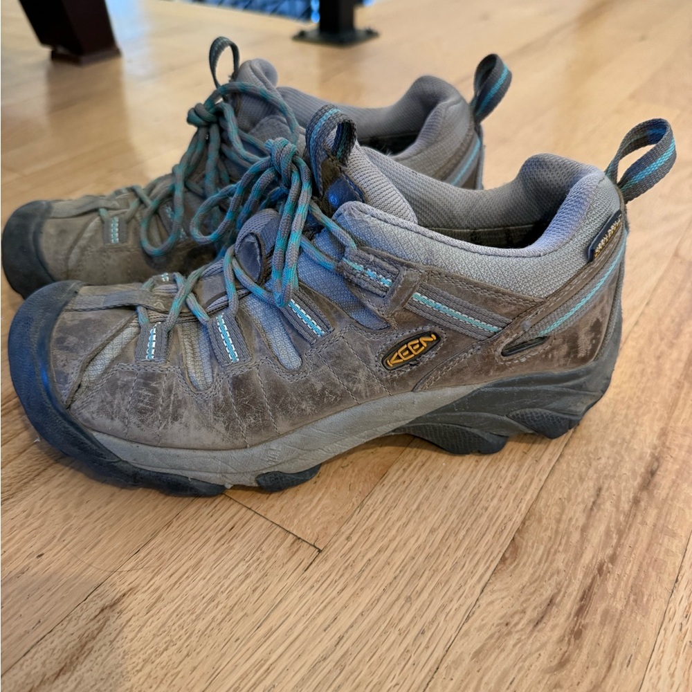 Keen Hiking Shoes